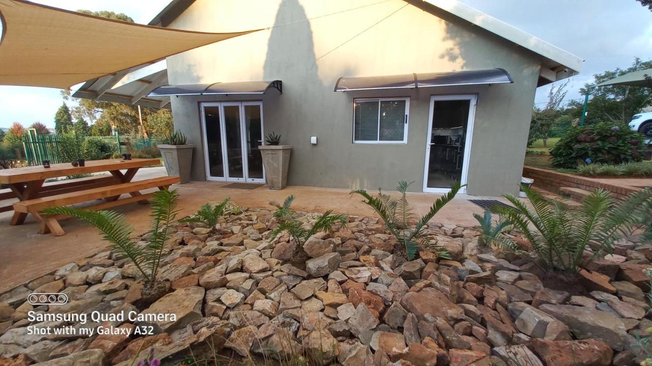 Sirimiri Cottage Dullstroom Exterior photo